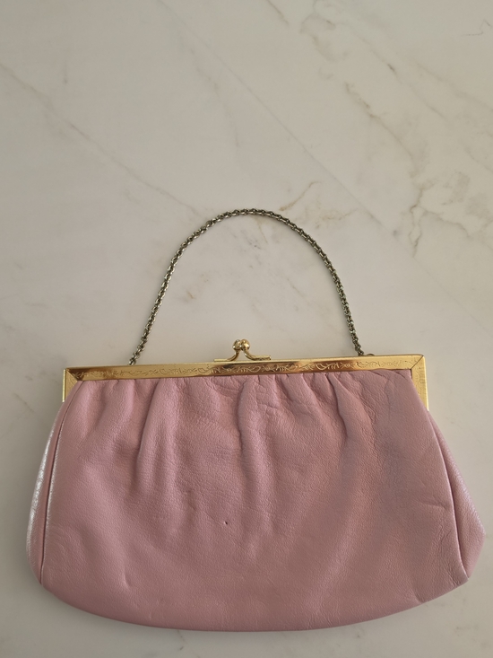 Etra Handbags - Vintage 1960s Pink Solid Coin Shoulder / Clutch with Kiss Lock Metal Frame